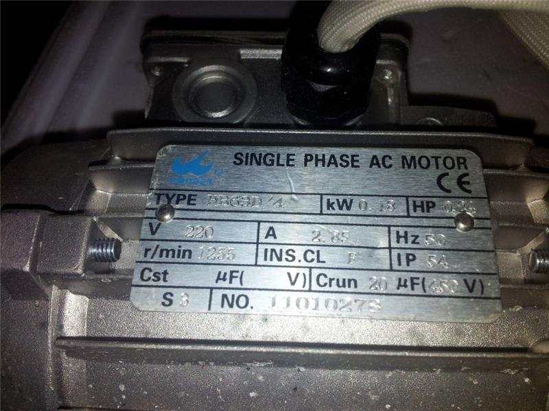 Moteur &eacute;lectrique moteur 0,18 kW. 230 v/50 Hz pour...
